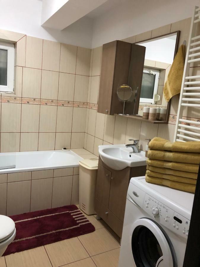 Apartament Antoaneta Lägenhet Rîşnov Exteriör bild